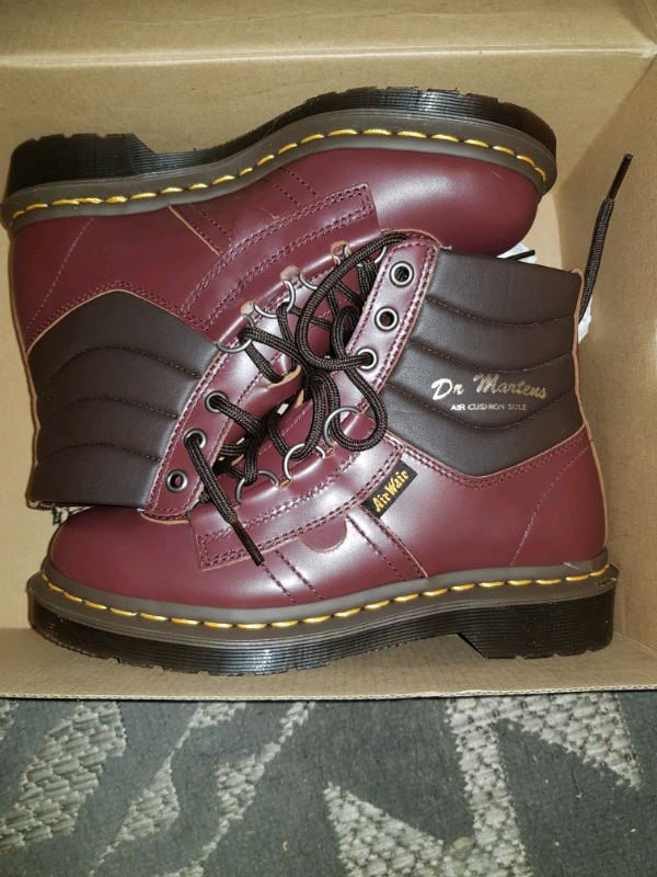 gumtree doc martens